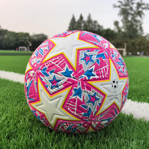 Balón de fútbol de PVC negro de alta calidad Sialkot, tamaño 5 para adultos, Balón de partido oficial para niños, entrenamiento diario profesional al aire libre - Product Image 6