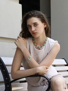 طقم مجوهرات من الفولاذ المقاوم للصدأ المطلي بالذهب عيار 18 قيراط مع سلسلة ضخمة مطلية بالمينا من دريم شو - Product Image 2