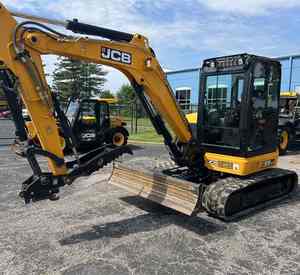 Mini-excavatrice d'occasion JCB 36C-1, poids opérationnel de 5 tonnes, efficace, compacte, moteur de construction, pompe - Product Image 6