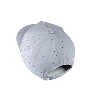 Casquettes de sport en polyester 100% perforées au laser à 5 panneaux, logo personnalisé imprimé, imperméables, avec cordon, pour la course à pied, vente en gros - Product Image 3