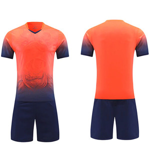 Camisetas de equipo de fútbol personalizadas de alta calidad para hombre, conjunto de uniforme de fútbol transpirable de secado rápido de manga corta de talla grande - Product Image 1