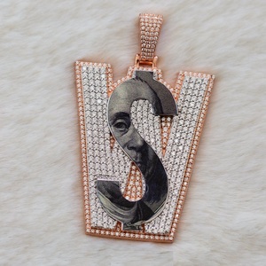 Colgante de diamante de moissanita de plata 925, collar con nombre personalizado, amuleto helado, joyería de Hip Hop, letras personalizadas, regalo de cumpleaños perfecto - Product Image 1