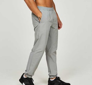 Conjunto Deportivo Informal Unisex de Alta Calidad, Transpirable, de Nailon Regular, con Cierre de Cremallera, Color Sólido, Resistente al Viento, para Otoño - Product Image 6