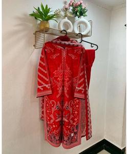 Plus Size Pakistani Modest Dress in Blue Lawn Suit with Stylish Dupatta and Classic Hijab - Product Image 2