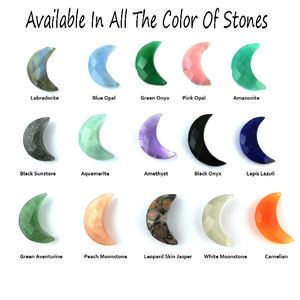 Breloques en forme de croissant de cornaline à facettes, pendentif en laiton plaqué or, breloques demi-lune, fabrication de bijoux - Product Image 2