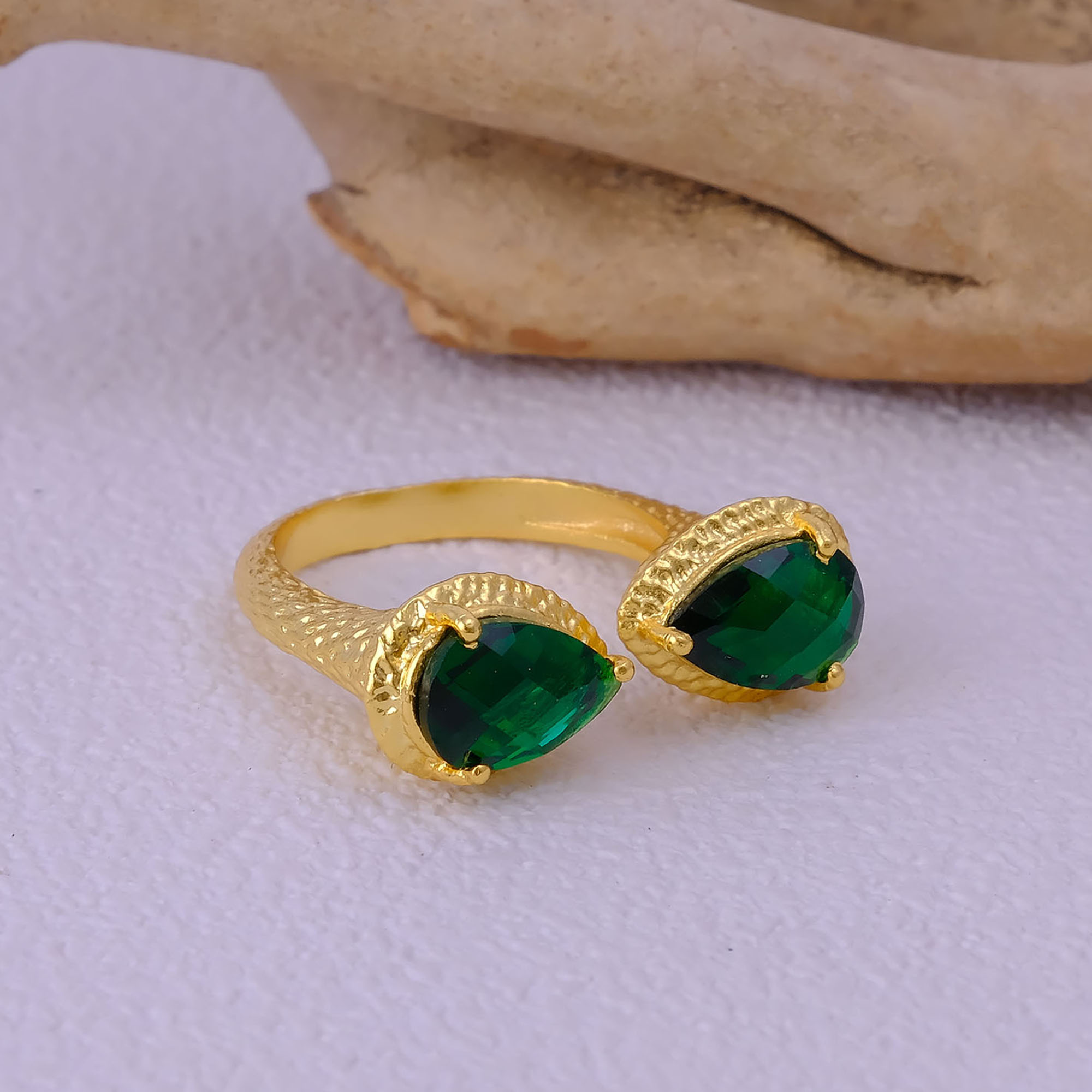 Emerald Quartz Hydro