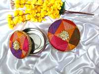 Boîte à Ladoo Phulkari Punjabi, boîte cadeau en acier inoxydable brodée pour mithai et fruits secs, récipient à bonbons, cadeau pour Lohri et Sakranti