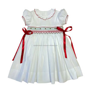 Robe d'hiver de style vintage pour bébés filles, Noël, tissu tissé à la main avec des motifs de fleurs géométriques - Product Image 1