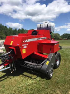 La Mejor Oferta en Rotoempacadora Cuadrada MF 1838 Nueva y Usada con Motor y Caja de Cambios para Uso Agrícola - Product Image 2