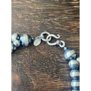 Collier de perles à trois rangs en argent sterling Navajo - Product Image 5