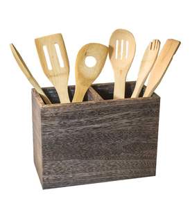 Caddy de madera personalizado con opciones de grabado personalizadas, lo que lo convierte en un regalo ideal para la organización y decoración del hogar - Product Image 5