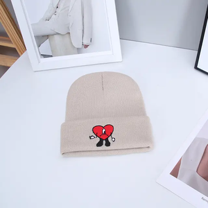 Gorro de Punto de Invierno Unisex para Niños, 100% Acrílico, de Alta Calidad, con Puño Largo, Bordado de Corazón - Product Image 4