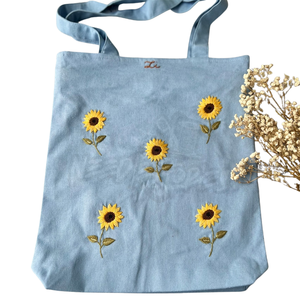 Sac fourre-tout brodé à la main pour femmes fourre-tout en toile florale fait à la main 100% conception de point de main personnalisé fabriqué au Pakistan - Product Image 1