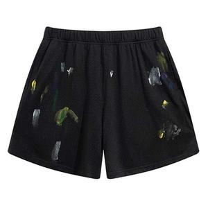 Short en maille personnalisé pour hommes, Streetwear, tissu respirant, coupe unisexe, short d'été léger et décontracté avec poches latérales - Product Image 1