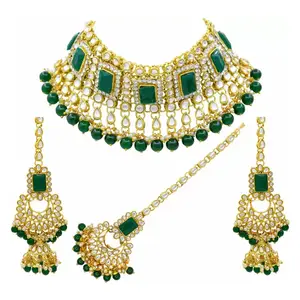 Set perhiasan kerajinan tangan ringan desain grosir Anting Set kalung perhiasan keluaran baru untuk wanita