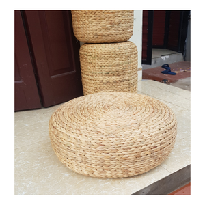 Chaise en jacinthe d'eau personnalisée/pouf rond en jacinthe d'eau tabouret tissé à la main coussin en osier écologique pour la décoration de la maison ou du centre de villégiature - Product Image 1