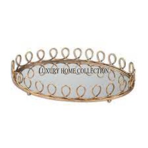 Plateau miroir en verre métallique magnifiquement conçu et fabriqué à la main avec des détails floraux, parfait pour présenter des parfums et des bougies - Product Image 1