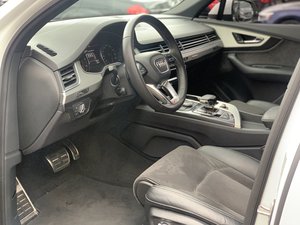 Clean Used A u d i Q7 3.0 TDI S-Line Quattro AWD Luxury SUV Automatic Full Option for Export Worldwide LHD/RHD - Product Image 3