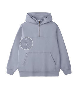 เสื้อฮู้ดผ้าฟลีซลำลองสำหรับผู้ชายสำหรับฤดูหนาว ผลิตจากผ้าระบายอากาศ แห้งเร็ว ดีไซน์ทันสมัย คุณภาพทนทาน เหมาะสำหรับสวมใส่ในชีวิตประจำวันและเล่นกีฬา - Product Image 1