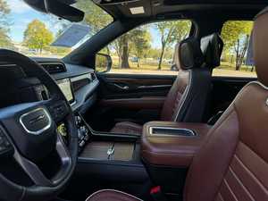 Yukon Denali Ultimate 2024, Limpio, Confiable, Precio Justo, 4x4, Motor V8 de 6.2L, Transmisión Automática de 10 Velocidades, Asientos de Cuero, Neumáticos R18, Volante a la Izquierda - Product Image 5
