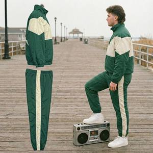 ชุดวอร์มวินเทจสไตล์ยุค 90 ผ้าฝ้ายย้อมสีแบบแอซิดวอช พิมพ์ลาย มีฮู้ด สำหรับผู้ชาย สีเขียวแบบคัลเลอร์บล็อก แต่งผ้าแบบแพทช์เวิร์ค ชุดสองชิ้น ผ้าฟลีซ - Product Image 3