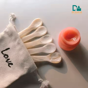 Ensemble de cuillères en nacre écologiques, cuillères de service de luxe pour caviar et desserts, pour les fêtes et la décoration de la maison - Product Image 2