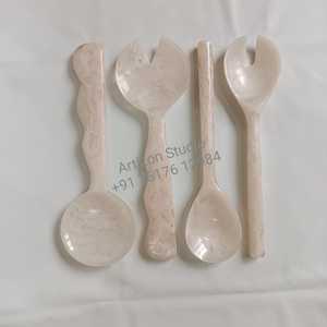 ชุดเซิฟเวอร์สลัดทำจากเรซินที่ทันสมัยหรูหราทำด้วยหินอ่อนทำด้วยมือช้อนและส้อมสำหรับงานปาร์ตี้โรงแรมและบ้าน - Product Image 4