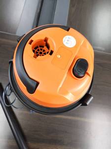 Aspiradora Industrial Eléctrica para Húmedo y Seco de 15L con Motor de 1800W, Cable de Alimentación de 4M, Construcción de Plástico, Nueva - Product Image 3