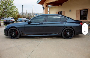 BMW 750i xDrive 2017 Usado en Buen Estado, Volante a la Izquierda, 1-25000 Millas, Alta Potencia, en Venta - Product Image 5