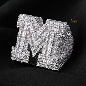 Brillante 10K oro sólido M letra anillo Moissanite diamante Iced Out Hip Hop joyería para hombres Streetwear y declaración de moda - Product Image 2