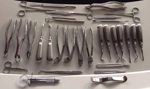 Calidad superior 32 piezas ORAL DENTAL EXTRACCIÓN CIRUGÍA EXTRACCIÓN ELEVADORES FORCEPS INSTRUMENTOS por Ariston - Product Image 2