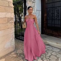 Robe d'été Nouvelle couleur solide Robe plissée sans manches à bretelles Robes pour femmes Lady Elegant Online Retailer