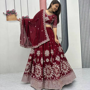 VISHNU K DESIGNS LAHENGA CHOLI DUPATTA de seda Vichitra pura de alta calidad con bordado de lentejuelas de 7 mm, estilo vintage, largo hasta el suelo, de secado rápido - Product Image 1