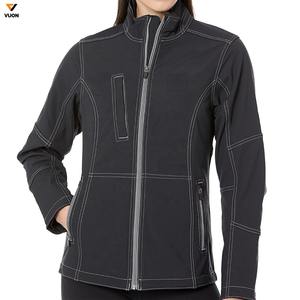 2025เสื้อแจ็คเก็ตผ้าซอฟต์เชลล์3ชั้นสำหรับผู้หญิงเสื้อแจ็กเก็ตอเนกประสงค์3ชั้นเหมาะสำหรับการเดินป่ากลางแจ้ง - Product Image 1