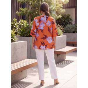 เสื้อเชิ้ตผู้หญิงไซส์ใหญ่ลายดอกไม้สีอิฐ - Product Image 5
