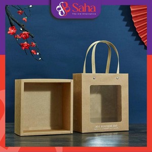 Muestra gratis personalizada de moda bolsa de papel Kraft 18*18*9 CM novedad logotipo impreso para embalaje y regalo de compras - Product Image 1