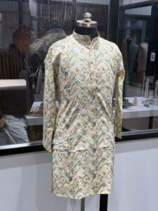 Premium Indian Pakistan Style <b>Men</b>’s Sherwani <b>Kurta</b> – Designer Off-White Geometric Print Wedding Ethnic Wear for B2B Wholesale - Product Image 2