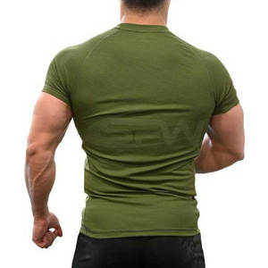 <b>Men</b> <b>Raglan</b> Sleeve Gym <b>T</b>-<b>Shirt</b> Stretch Polyester Blend <b>Raglan</b> Arms for Full Range of Motion Breathable Panels Reflective Trim - Product Image 2