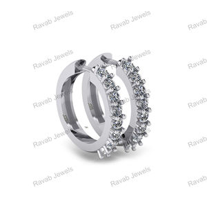 2025 meilleure vente S925 en argent Sterling à la mode personnalisé en gros boucle d'oreille avec Zircon cadeau de noël à la mode pour fille - Product Image 1