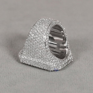 Increíble anillo de Hip Hop para hombre de oro blanco de 14kt con diamantes cultivados en laboratorio Exquisita joyería helada para elevar su estilo de boda - Product Image 3