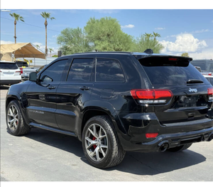 Construido estándar 2017 Je-ep Grand Chero-kee SRT - Product Image 4