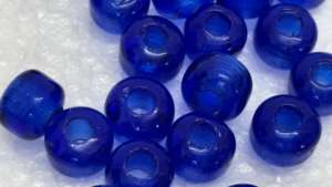 Perles de verre bleues faites à la main avec une finition lisse pour la fabrication de bijoux, l'artisanat tribal et les motifs traditionnels en boîte - Product Image 3