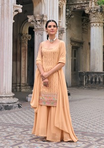Traje Sharara DE TRABAJO bordado de Georgette de imitación pesado de último diseñador por Fab Zone - Product Image 2