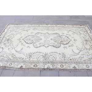 Grand tapis vintage 5,3x8,6 pi (161x263 cm), tapis turc à bordure blanche - Product Image 4