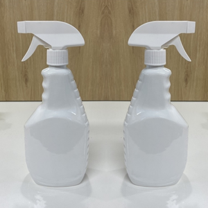 Conception personnalisée PET 600ml - 28mm - 41g flacons pulvérisateurs en verre vides avec bouchon emballage d'appareils ménagers Manufacture Pavico Vietnam - Product Image 1