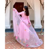 Ensemble de costume Anarkali pour femmes, en rayonne, à col en V, avec dentelle peinte à la main, longueur cheville, style Gotta, printemps/été