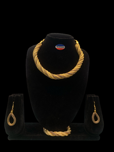 Conjunto de collar de cadena de eslabones de malla ancha de oro vintage con pulsera, joyería de moda para bodas y fiestas - Product Image 5