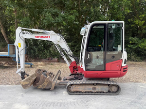 Superbe mini-excavatrice sur chenilles Takeuchi TB2150R, pompe hydraulique, moment de charge élevé, fonctionnement silencieux, cabine, moteur, système de pré-nettoyage 4 - Product Image 5
