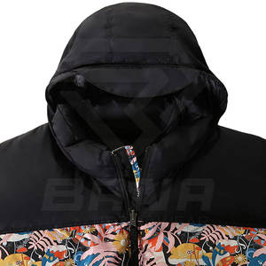 Fabricant vente en gros de haute qualité femmes doudoune manteau d'hiver personnalisé en cuir de mouton imprimé techniques capuche surdimensionnée - Product Image 4