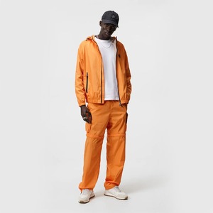 Pantalones cargo de corte recto holgados de material de nailon de Color naranja con estilo para hombre recién llegado con cintura elástica a la venta en MOQ bajo - Product Image 2